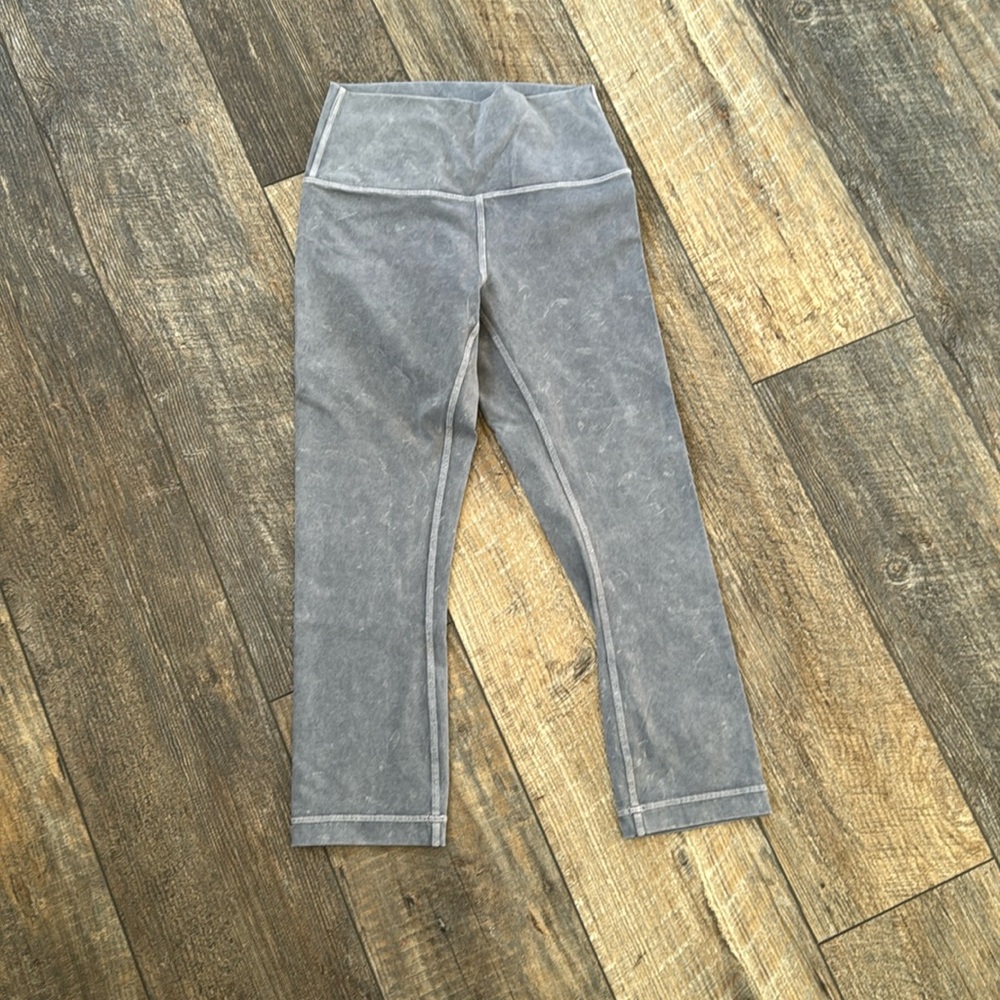 Lululemon Align Crop
